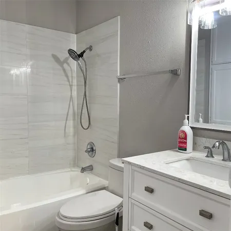 $1,250 | 8718 Victorian Village Drive, Unit 8718, Houston, TX 77071