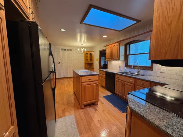 $439,900 | 353 East Rivercrest Drive, Rushville, IN 46173