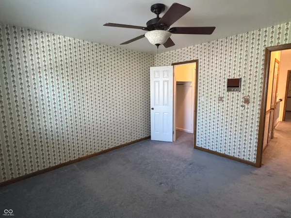 $439,900 | 353 East Rivercrest Drive, Rushville, IN 46173