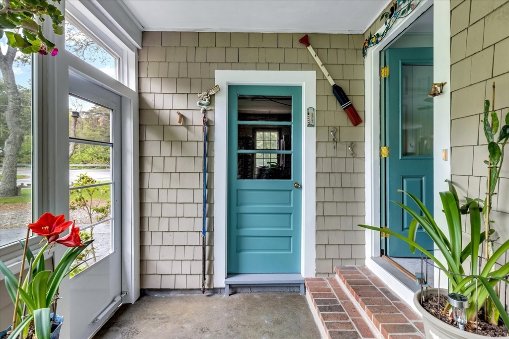 8 Brigantine Avenue Barnstable, MA 02655 - Photo 7 of 42
