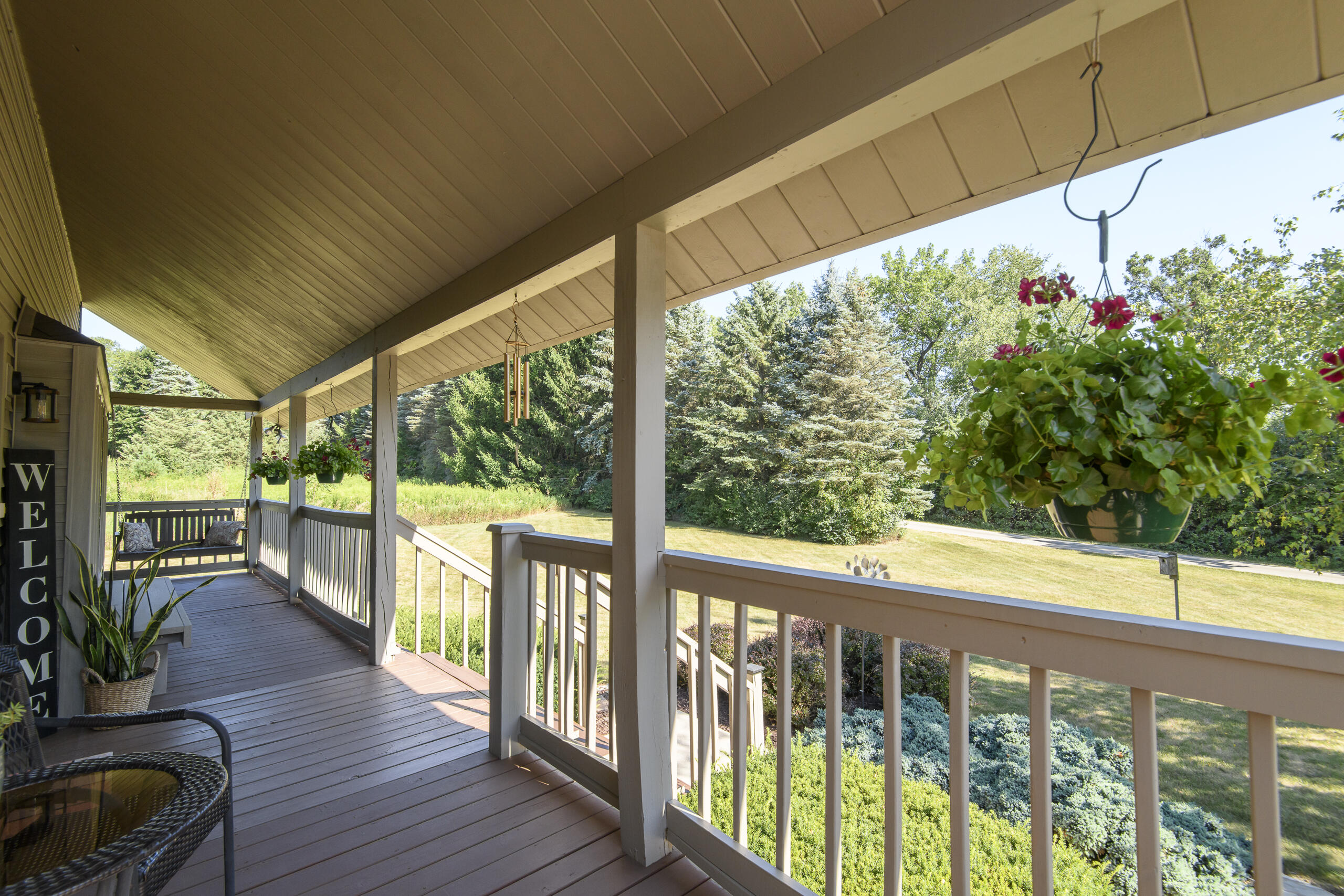 W349S2296 Waterville Road Ottawa, WI 53066 - Photo 4 of 62 Porch Swing Included