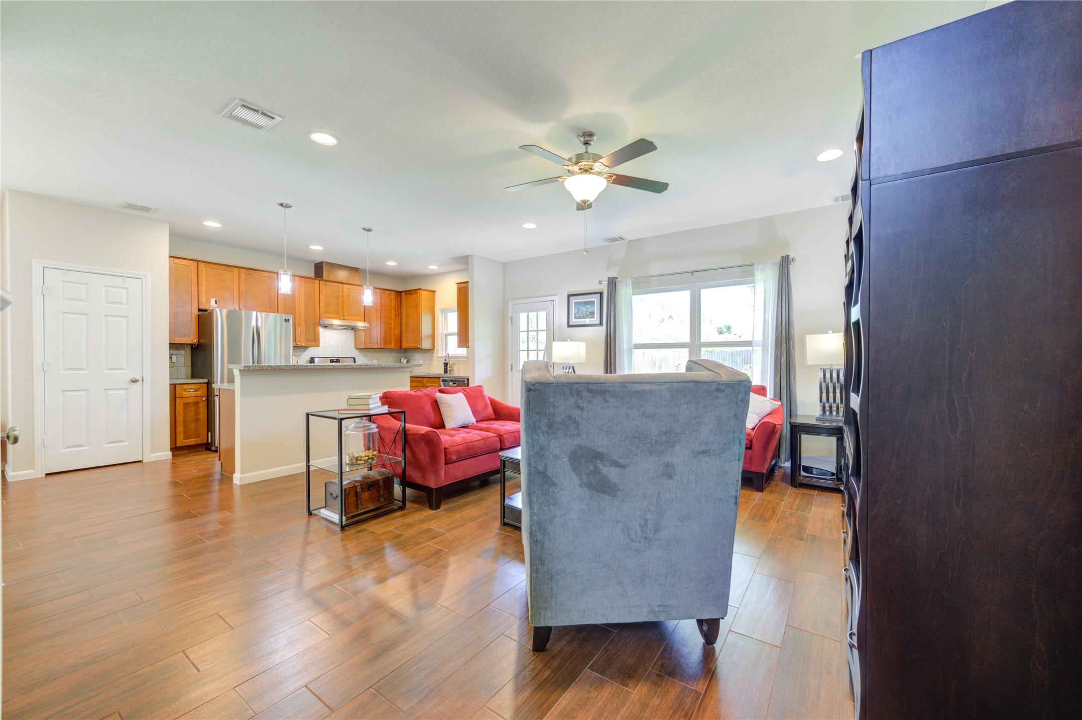 6314 Cebra Street Houston, TX 77091 - Photo 5 of 42