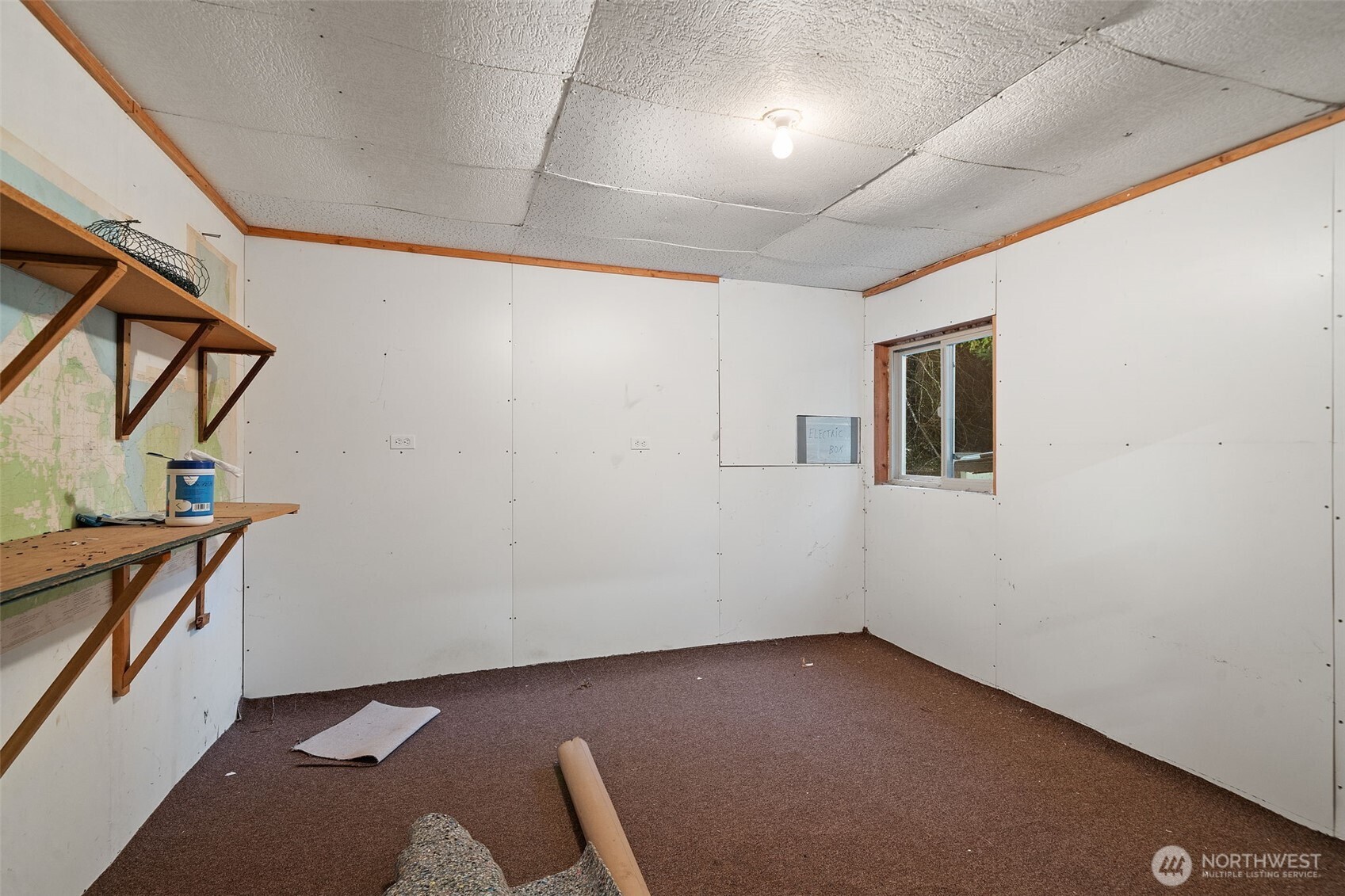 110 Marchbanks Road Sequim, WA 98382 - Photo 21 of 35 a view of livingroom with furniture and window