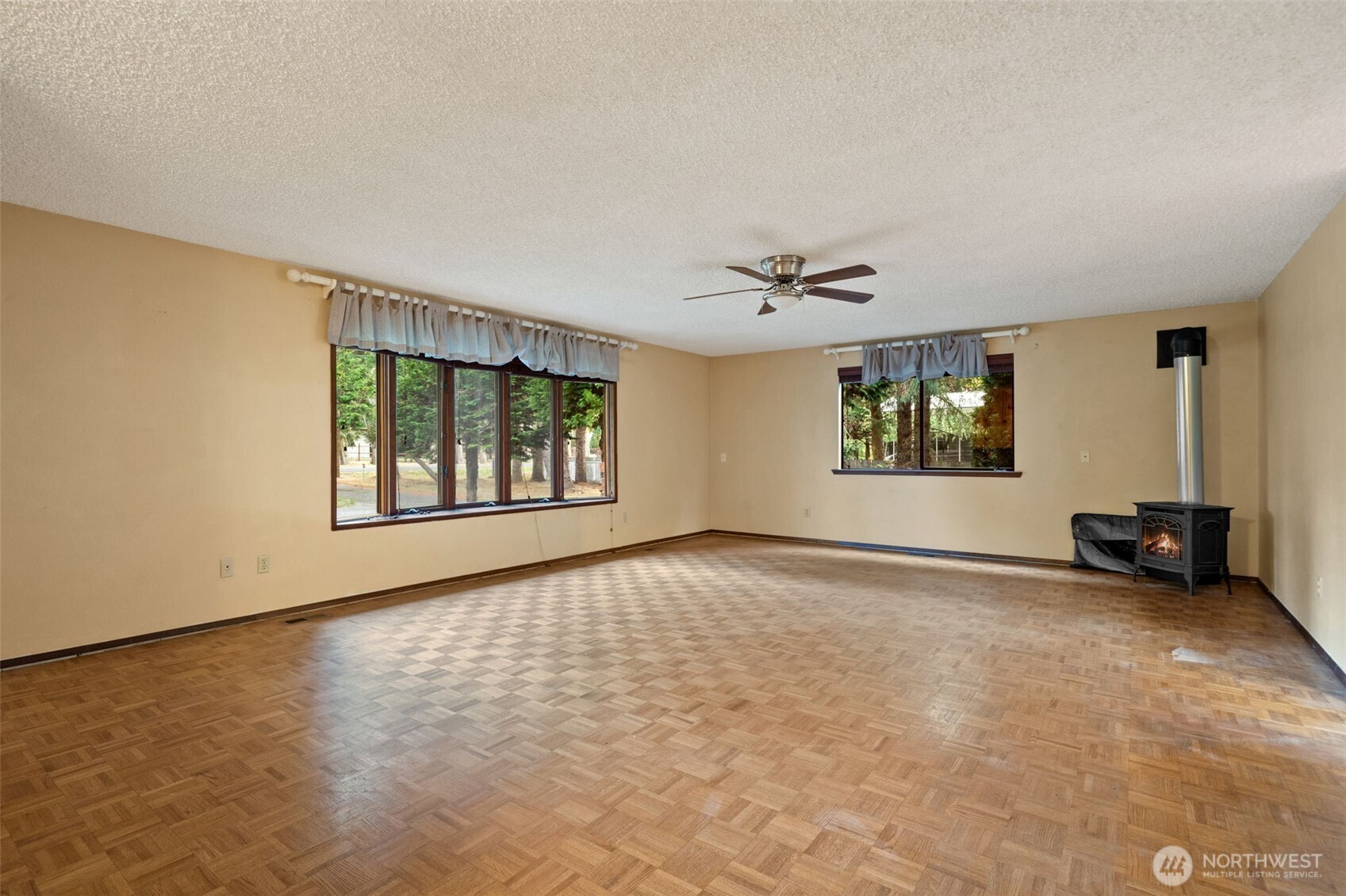 110 Marchbanks Road Sequim, WA 98382 - Photo 6 of 35 an empty room with windows