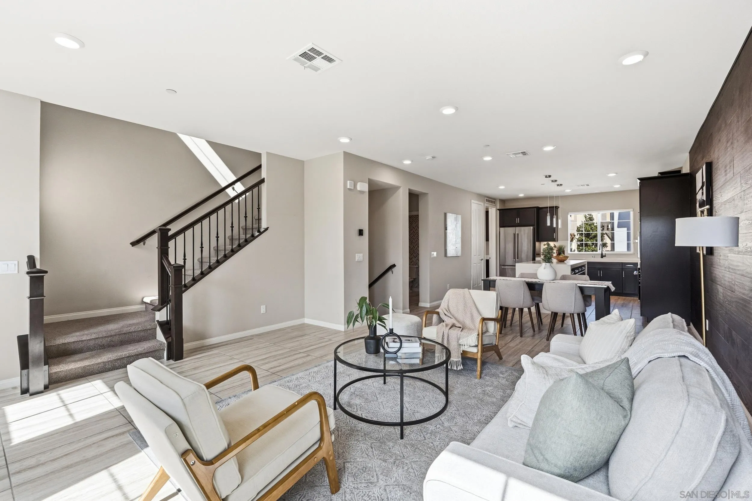 5992 Village Center Loop Road, Unit 4 San Diego, CA 92130 - Photo 11 of 25