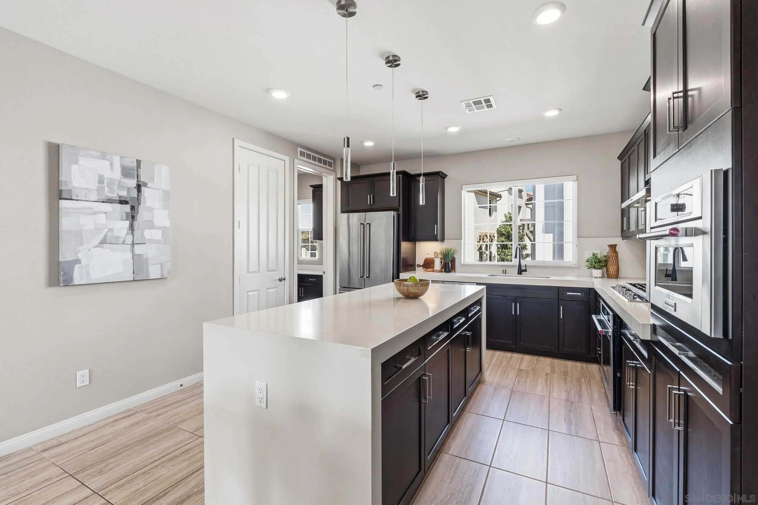 5992 Village Center Loop Road, Unit 4 San Diego, CA 92130 - Photo 17 of 25