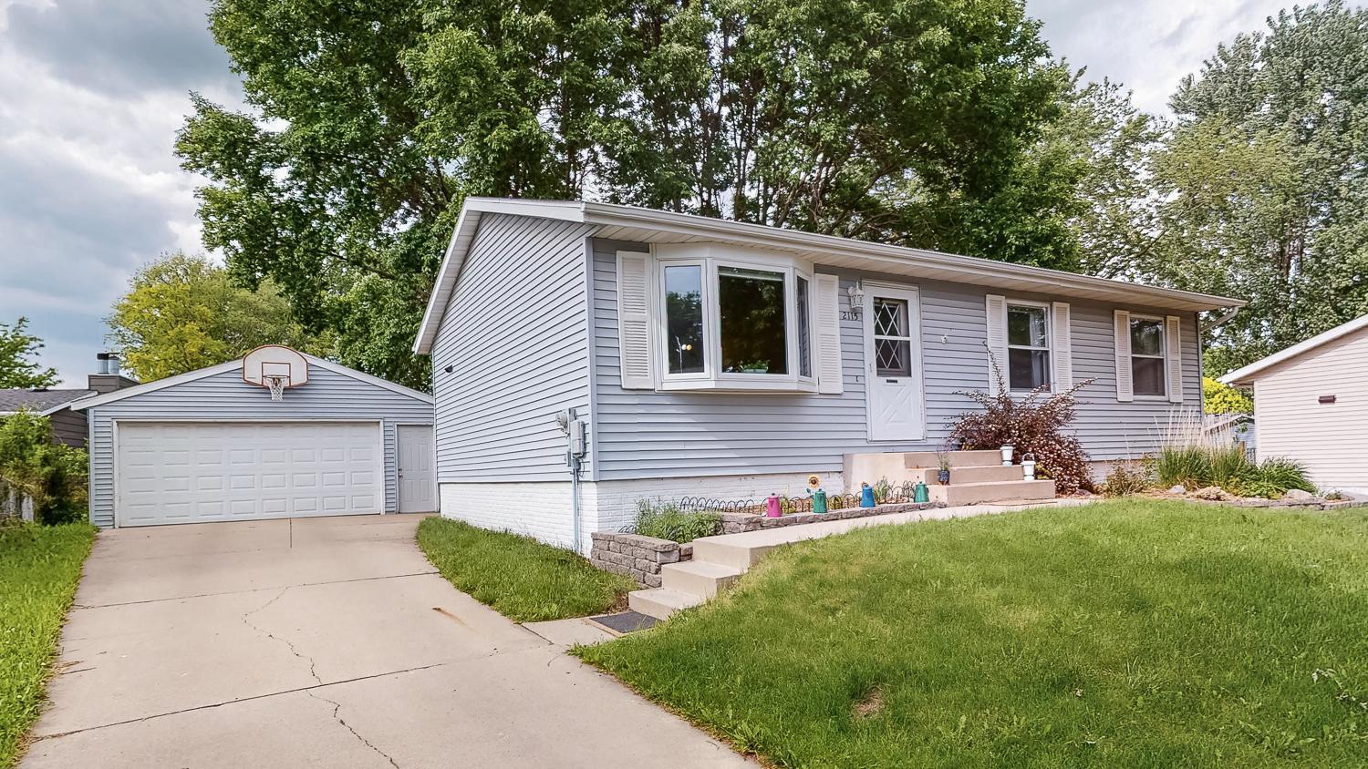 2115 49th Lane Northwest Rochester, MN 55901 - Photo 1 of 1
