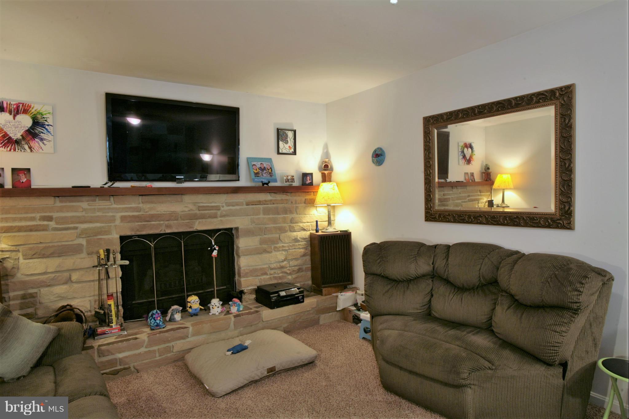 562 Pasture Brook Road Severn, MD 21144 - Photo 15 of 29 Family Room Upstairs Family Room