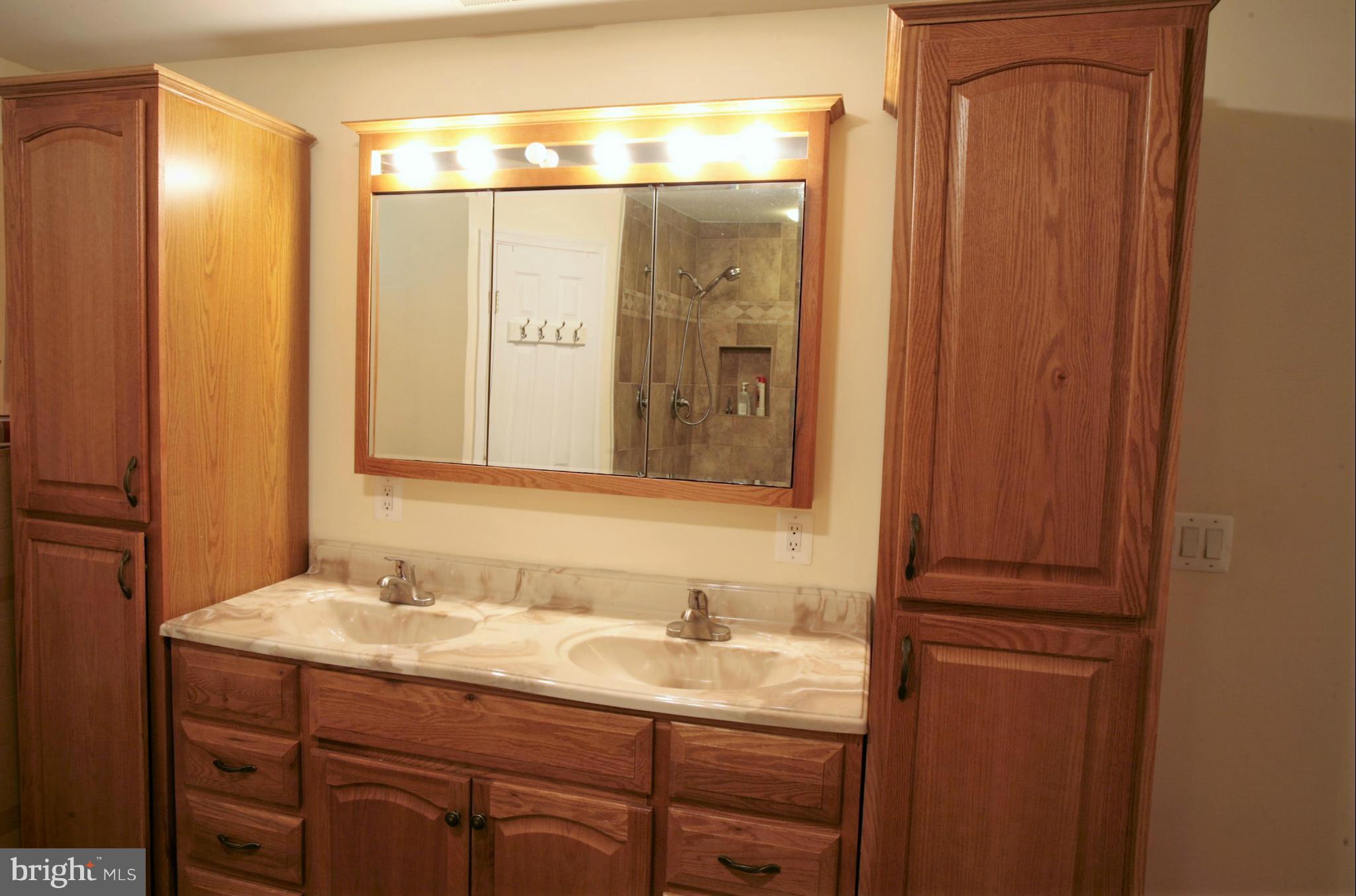 562 Pasture Brook Road Severn, MD 21144 - Photo 4 of 29 Bath