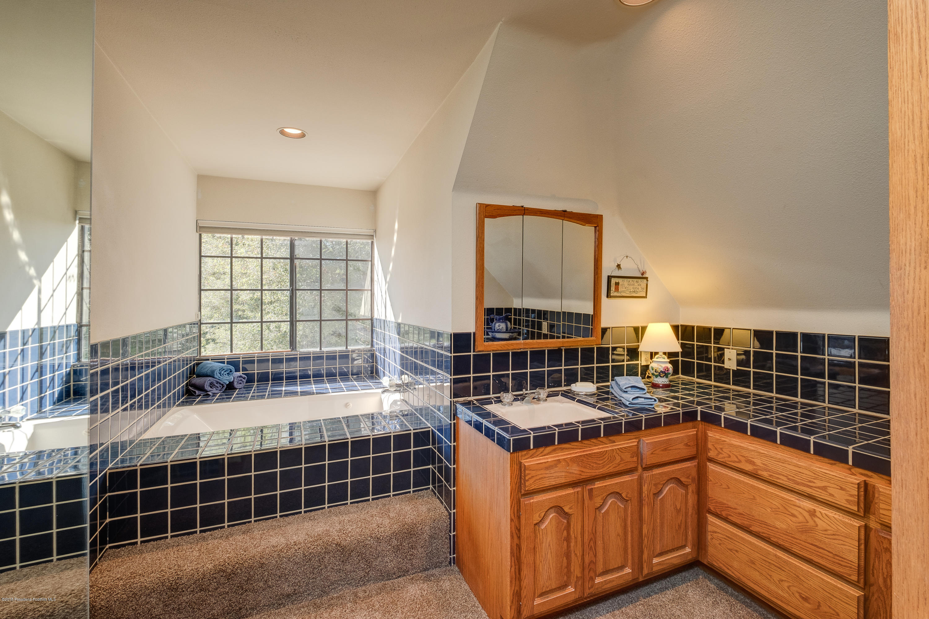 510 West Roses Road San Gabriel, CA 91775 - Photo 22 of 28 Master bathroom