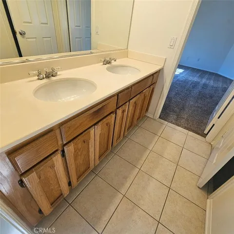 $3,500 | 2871 New Castle Way, Corona, CA 92879