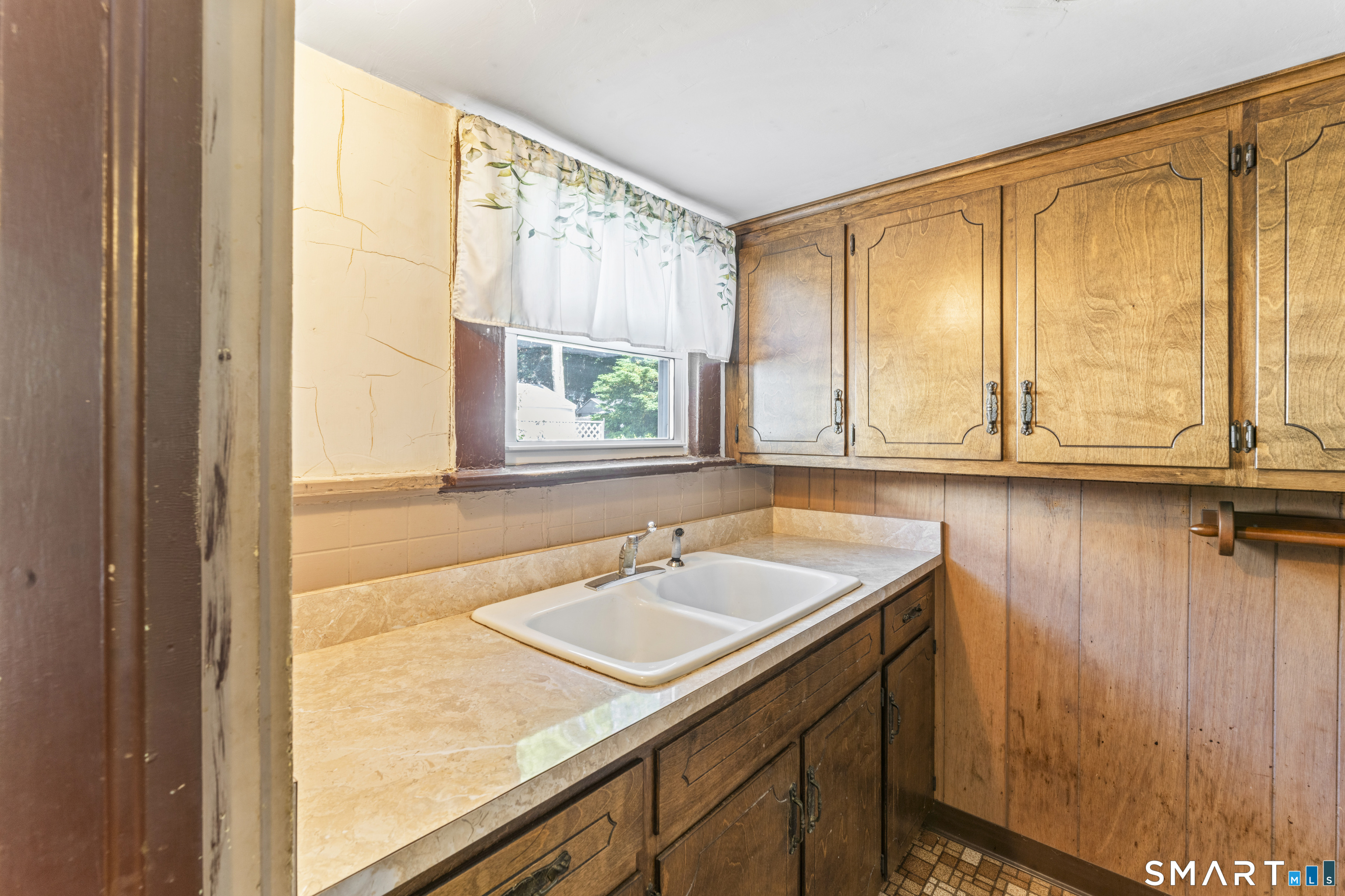 73 Main Street Berlin, CT 06037 - Photo 19 of 37