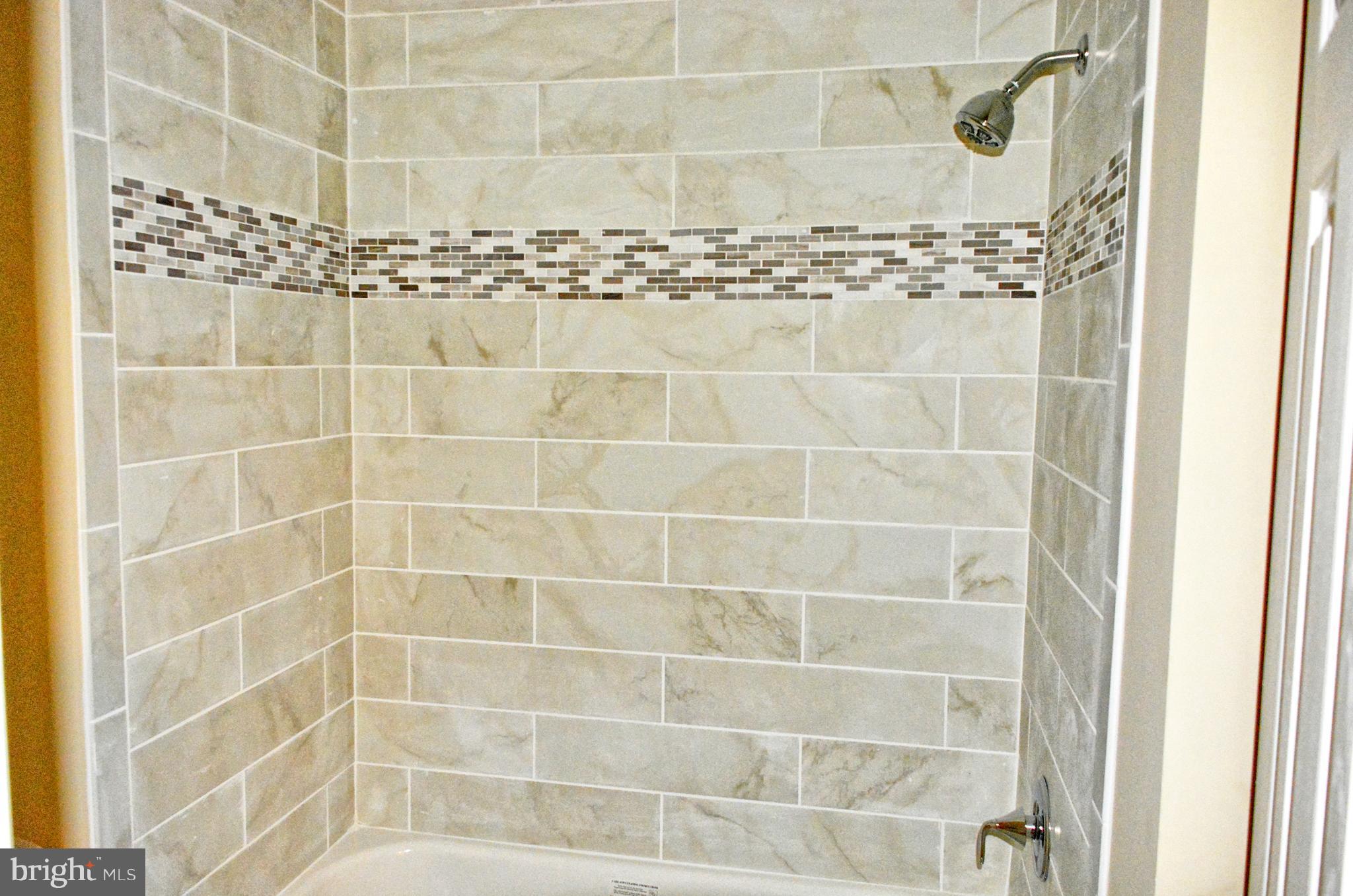 17504 Hoskinson Road Poolesville, MD 20837 - Photo 7 of 13 Bath