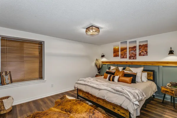 $1,298,500 | 10209 South Hertzler Road, Sedgwick, KS 67135