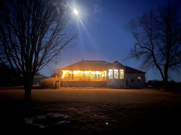 $1,298,500 | 10209 South Hertzler Road, Sedgwick, KS 67135