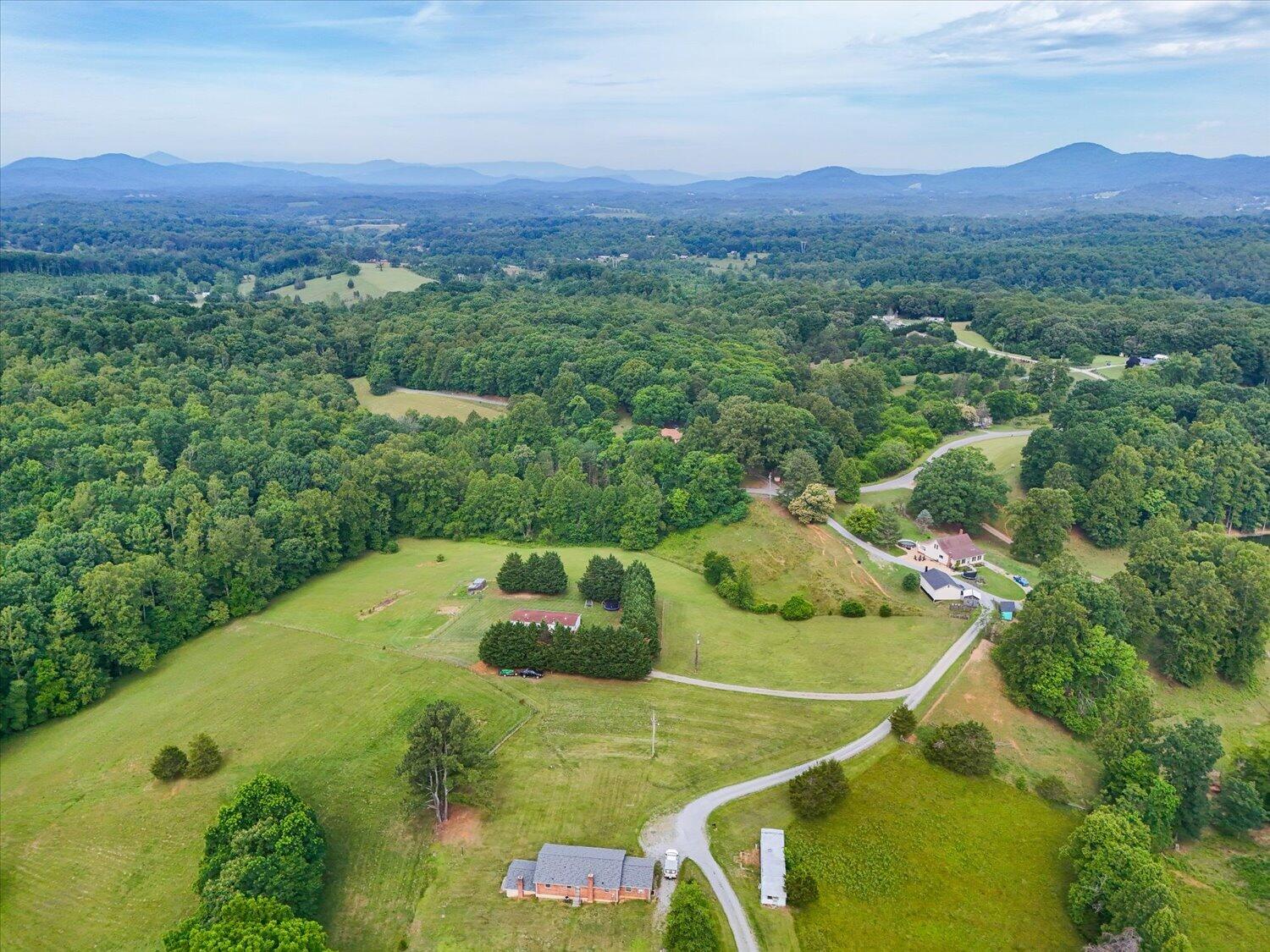 1107 Green Mountain Road Vinton, VA 24179 - Photo 34 of 41 33-1107 Green Mountain-33