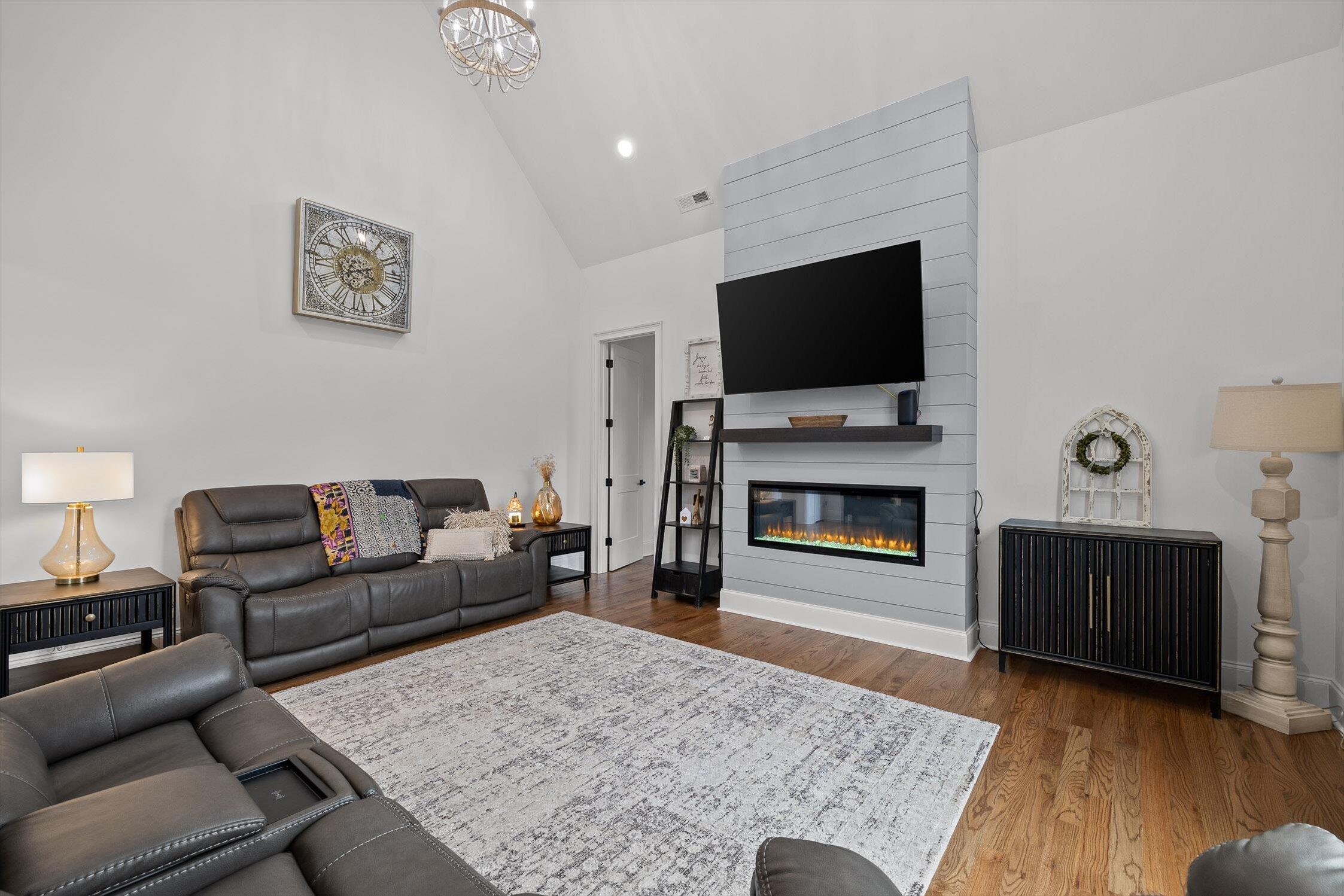 186 West Madison Street Chatsworth, GA 30705 - Photo 11 of 61 20-W Madison-20