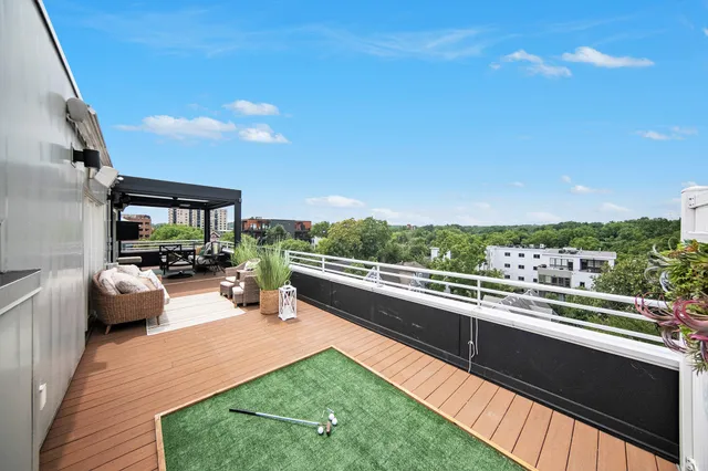 $2,499,000 | 121 West Kingsley Street, Unit 502, Ann Arbor, MI 48104