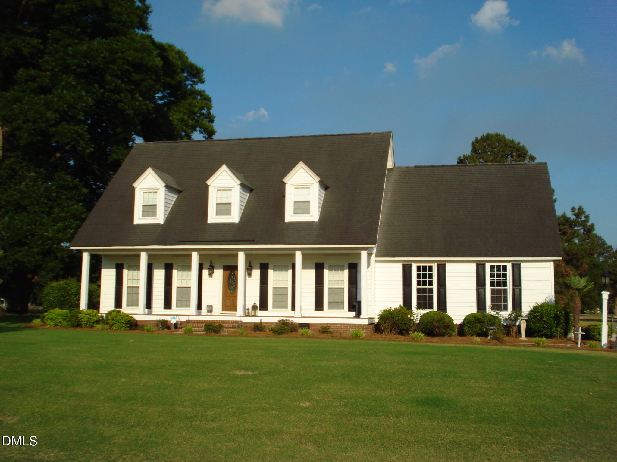 41 Sandy Ridge Road Dunn, NC 28334 - Photo 1 of 7 DSC09203
