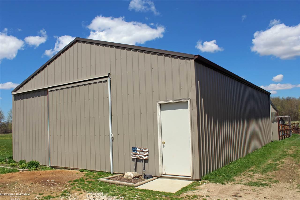 13328 Hunt Road Memphis, MI 48041 - Photo 8 of 27 horse barn 30 x 40