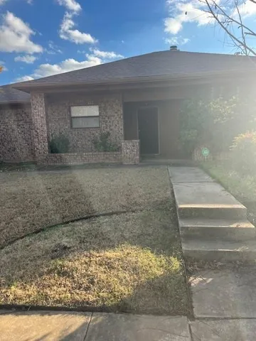 $1,900 | 2420 Dalewood Lane, Bedford, TX 76022