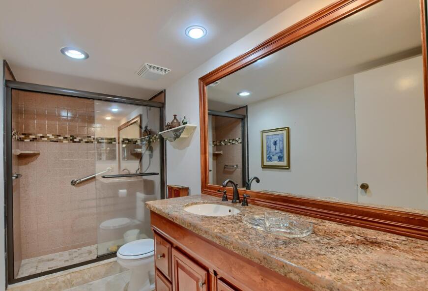 1962 Bridgewood Drive, Unit 1962 Boca Raton, FL 33434 - Photo 8 of 12 Main Bath