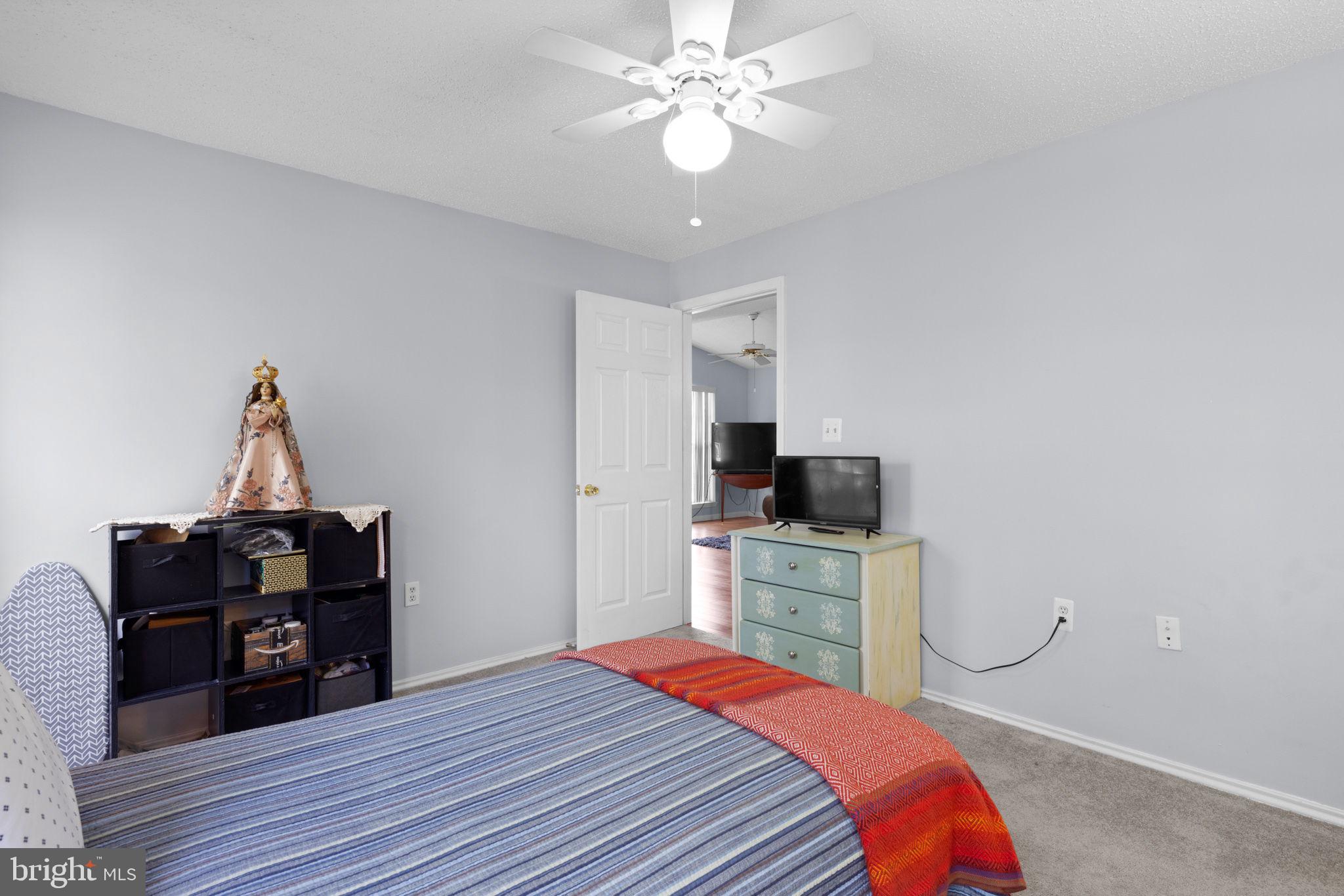 20957 Timber Ridge Terrace, Unit 301 Ashburn, VA 20147 - Photo 16 of 19 Bedroom #2 Ensuite