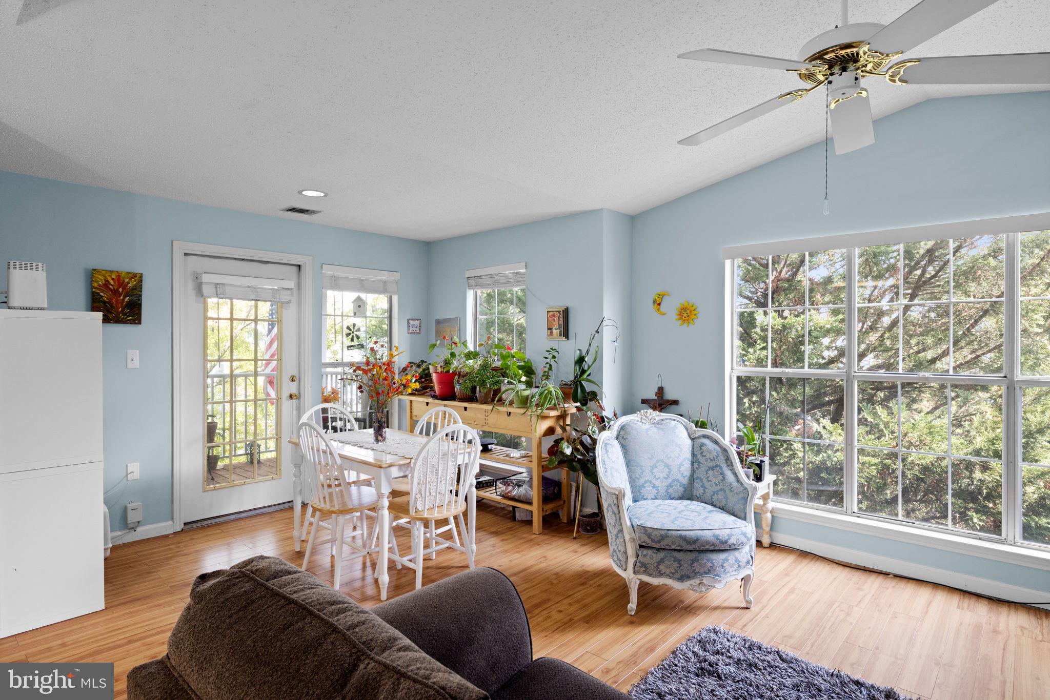 20957 Timber Ridge Terrace, Unit 301 Ashburn, VA 20147 - Photo 5 of 19 Gallery Image 5