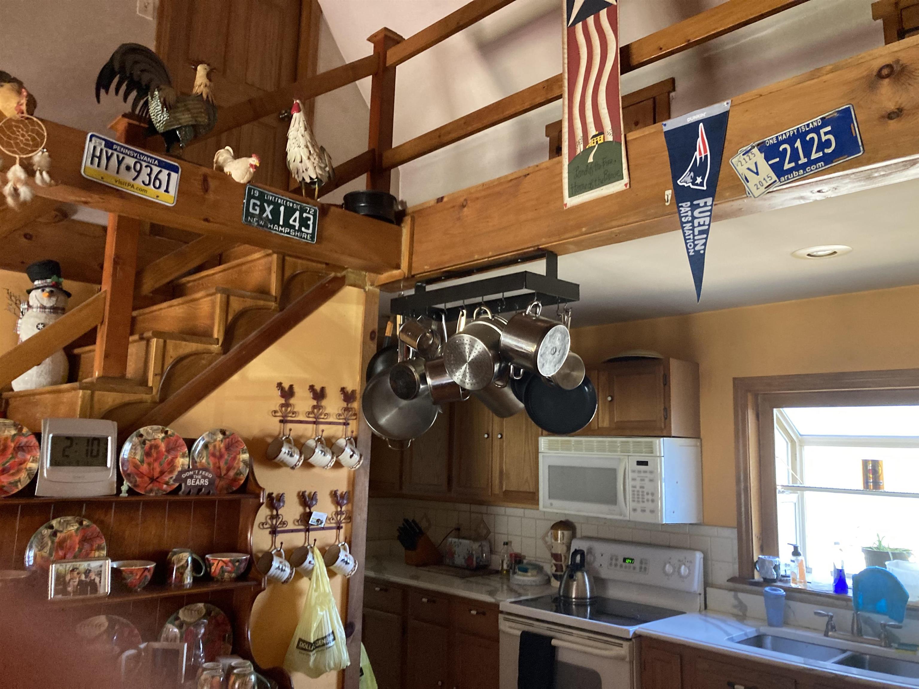 130 Kinsman Road Grafton, NH 03240 - Photo 3 of 22