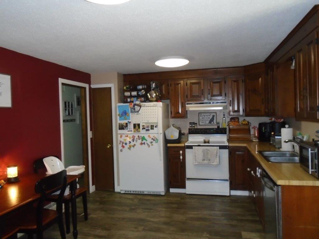 7 Martin Stream Road Fairfield, ME 04937 - Photo 4 of 24 Kitchen