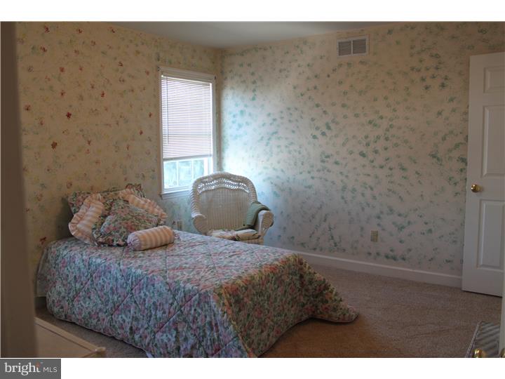 23 Colorado Avenue Sinking Spring, PA 19608 - Photo 4 of 17
