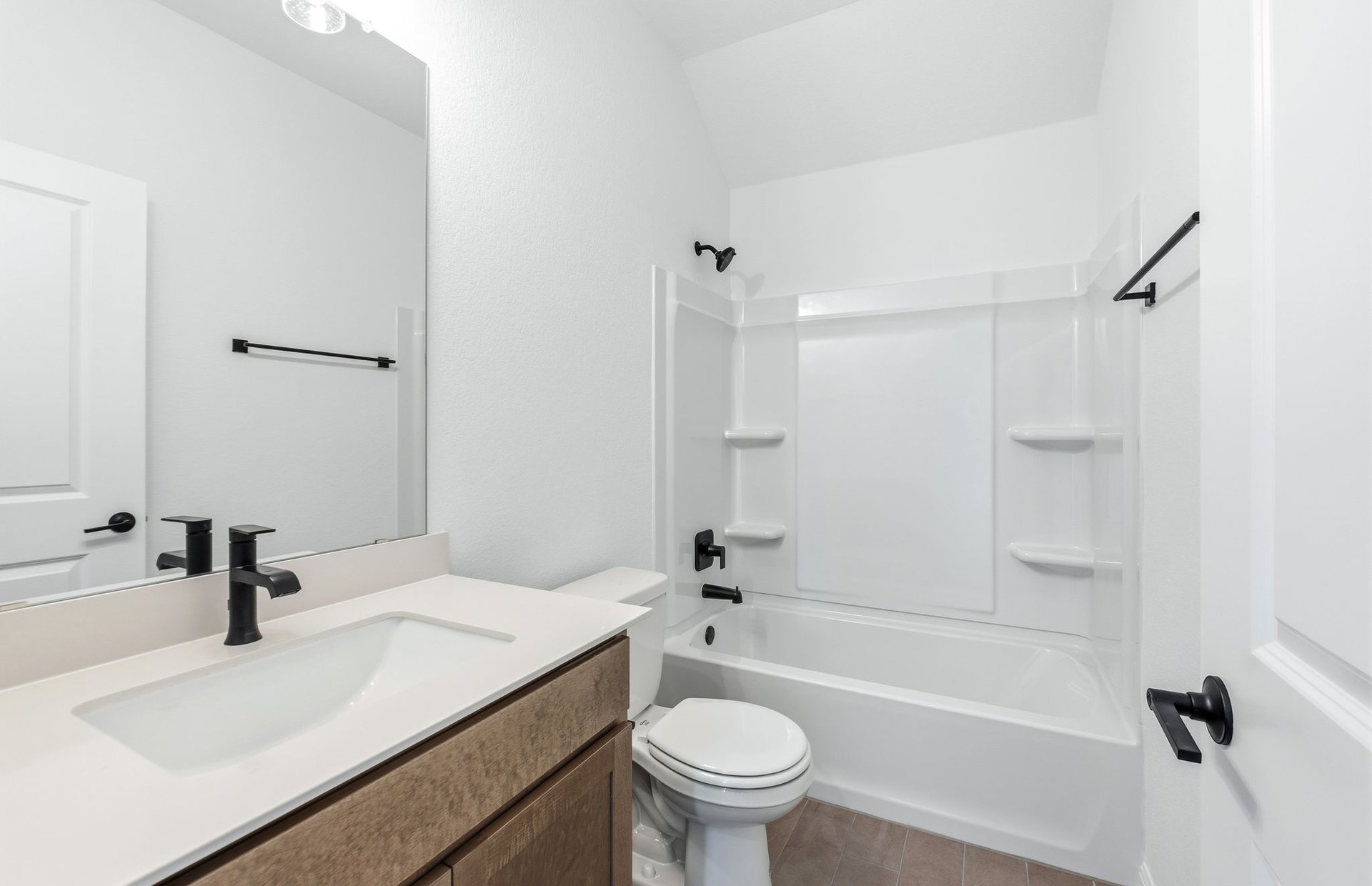 605 Rdg Pt Drive Georgetown, TX 78628 - Photo 13 of 29