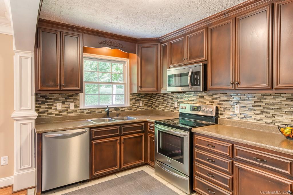39 New Liberty Road Leicester, NC 28748 - Photo 14 of 47 Gallery Image 14