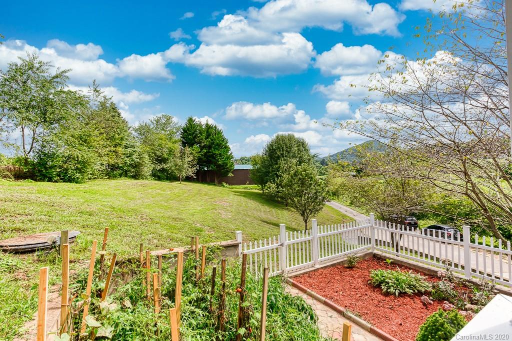 39 New Liberty Road Leicester, NC 28748 - Photo 42 of 47 Gallery Image 42