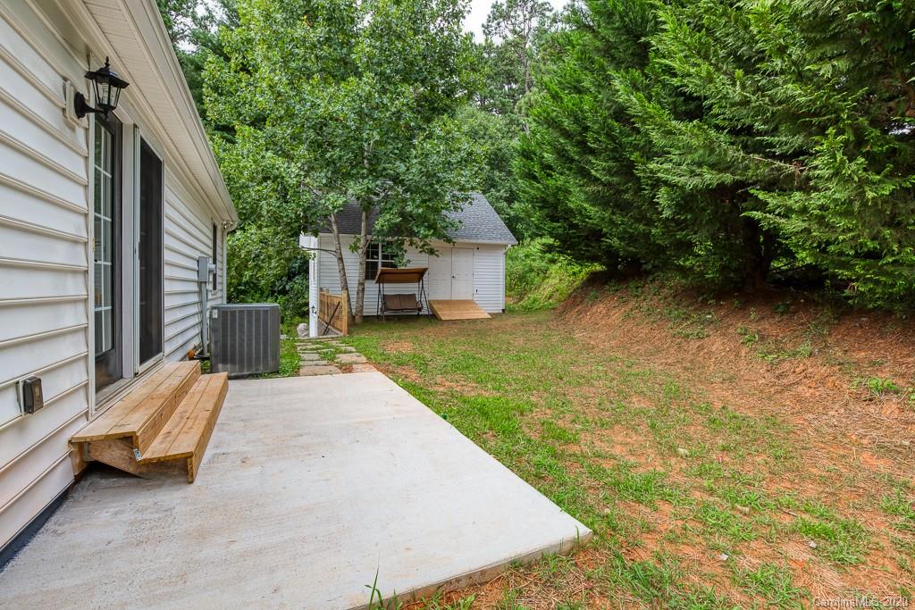 39 New Liberty Road Leicester, NC 28748 - Photo 44 of 47 Gallery Image 44