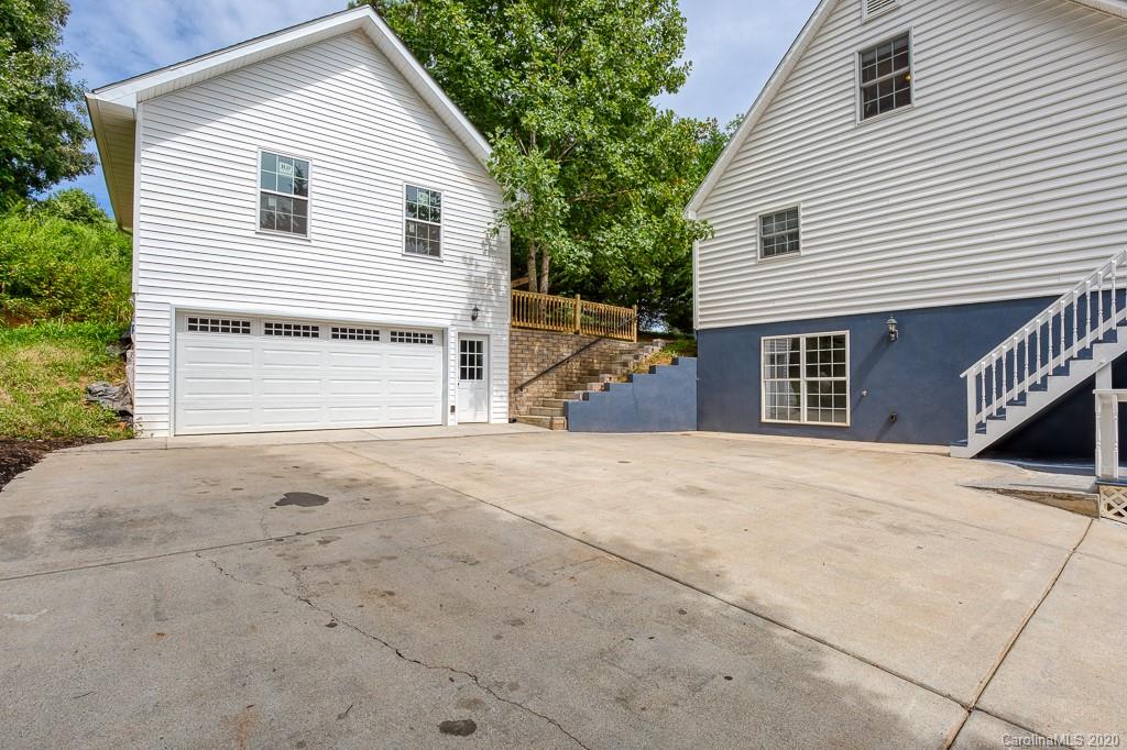 39 New Liberty Road Leicester, NC 28748 - Photo 6 of 47 Gallery Image 6