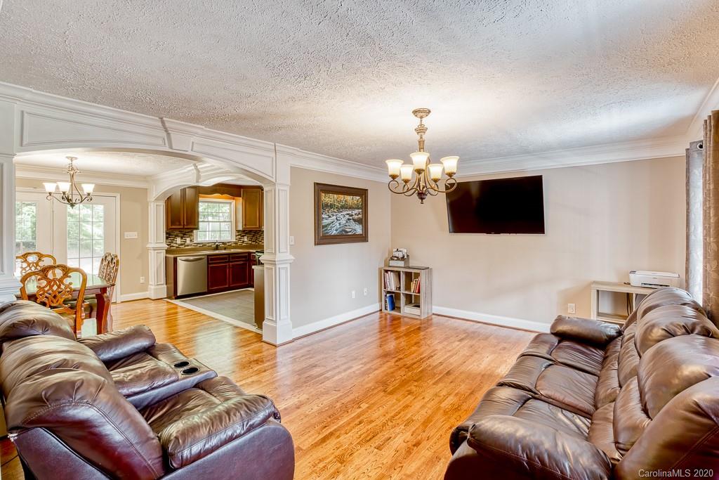 39 New Liberty Road Leicester, NC 28748 - Photo 9 of 47 Gallery Image 9