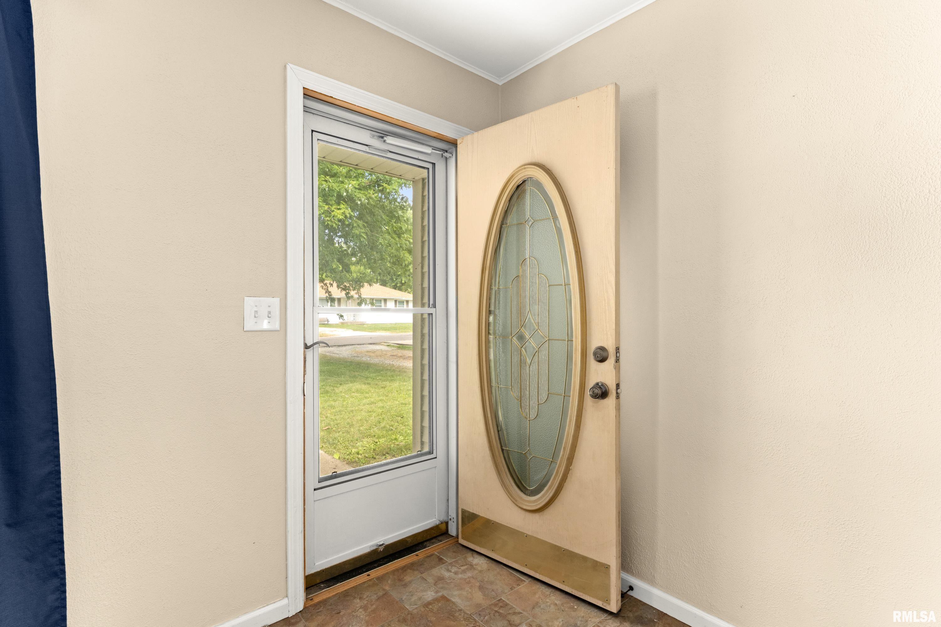 116 Briargate Road Washington, IL 61571 - Photo 5 of 30 Gallery Image 5