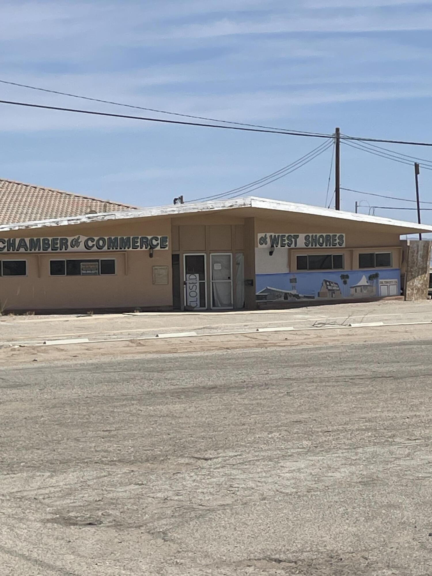 2074 Center Street Thermal, CA 92274 - Photo 6 of 7 Chamber