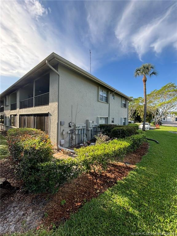 983 Northwest Spruce Ridge Drive, Unit 16 Stuart, FL 34994 - Photo 5 of 12 Gallery Image 5