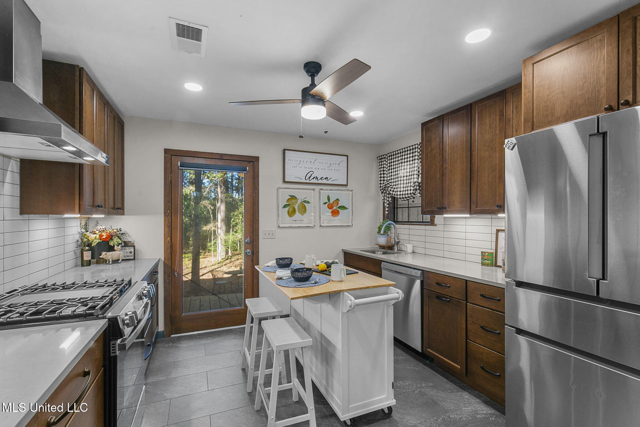 4849 Terry Road Jackson, MS 39212 - Photo 14 of 62 14-web-or-mls-4849 Terry Rd-14