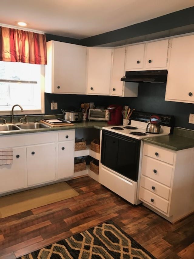 92 River Street Montgomery, VT 05471 - Photo 3 of 39