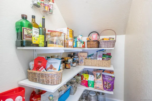 $1,990,000 | 756 Fieldstone Lane, Encinitas, CA 92024