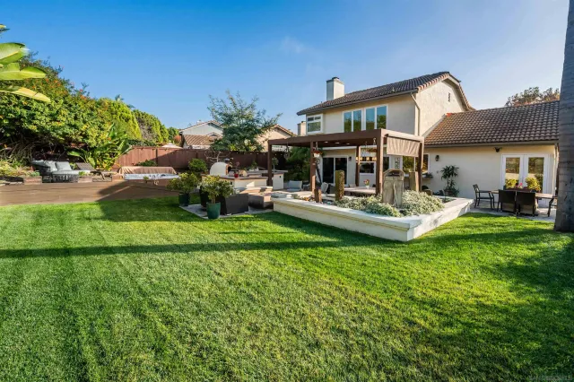 $1,990,000 | 756 Fieldstone Lane, Encinitas, CA 92024