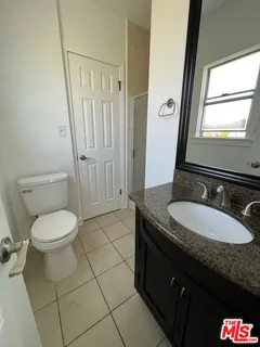 a view of empty room with window