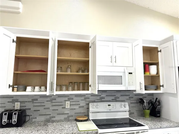 $3,600 | 16724 Rolling Green Drive, Clermont, FL 34714