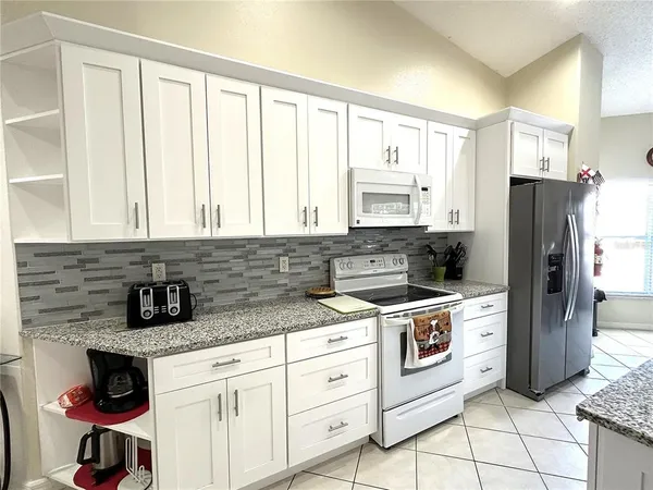 $3,600 | 16724 Rolling Green Drive, Clermont, FL 34714