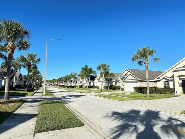 $3,600 | 16724 Rolling Green Drive, Clermont, FL 34714