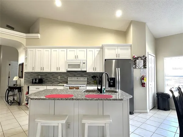 $3,600 | 16724 Rolling Green Drive, Clermont, FL 34714