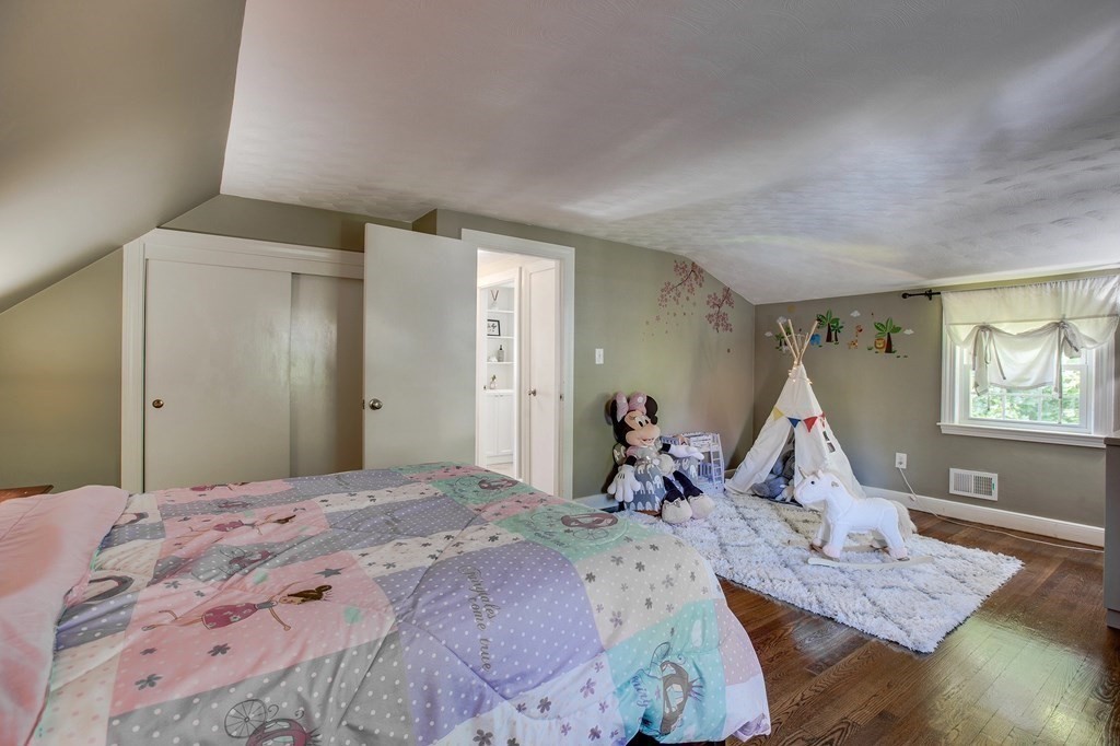 51 Hopkins Street Reading, MA 01867 - Photo 22 of 24